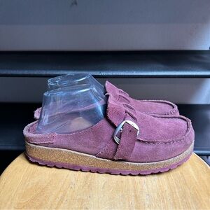 Birkenstock Buckley clog Burgundy Suede Slip-On Sandals